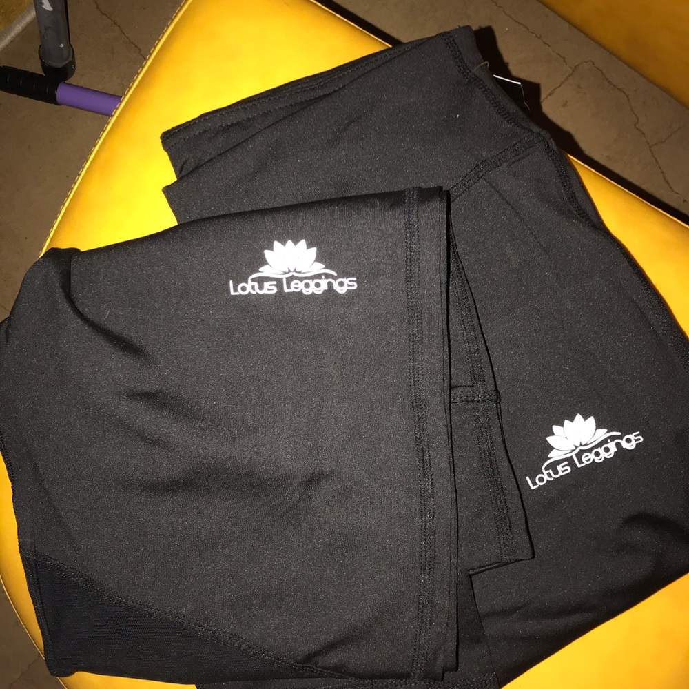 QUALITY LADIES SIZE LARGE LEGGINGS